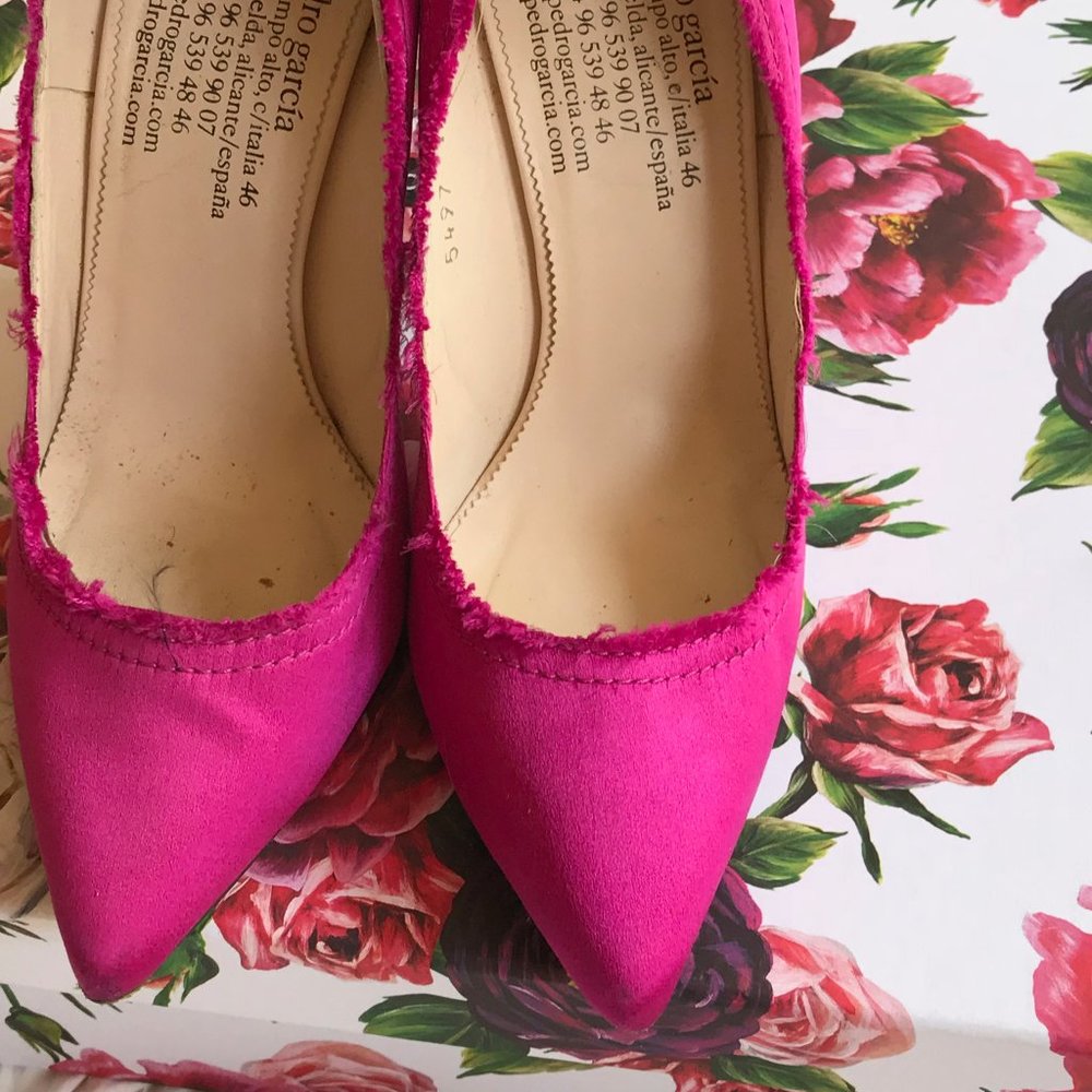 Pedro Garcia Hot Pink Pumps 37